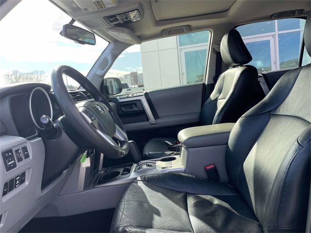 Used 2013 Toyota 4Runner SR5 image 13