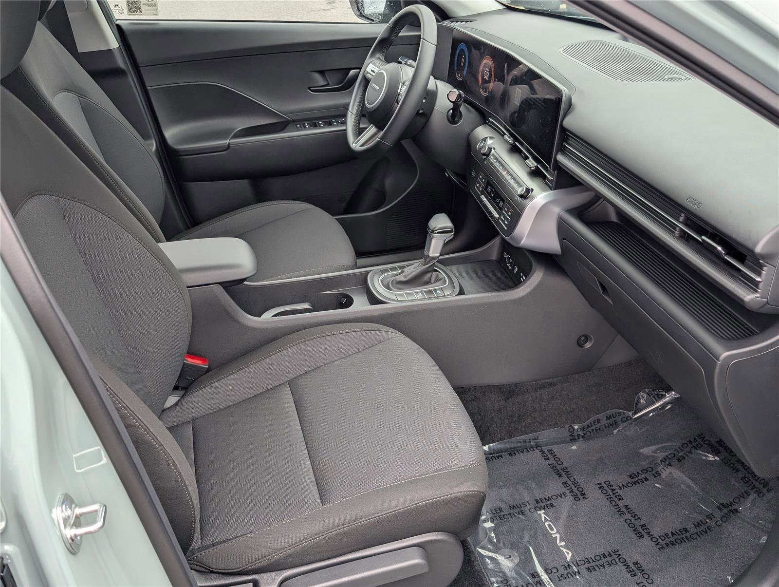 Used 2025 Hyundai Kona SEL image 10