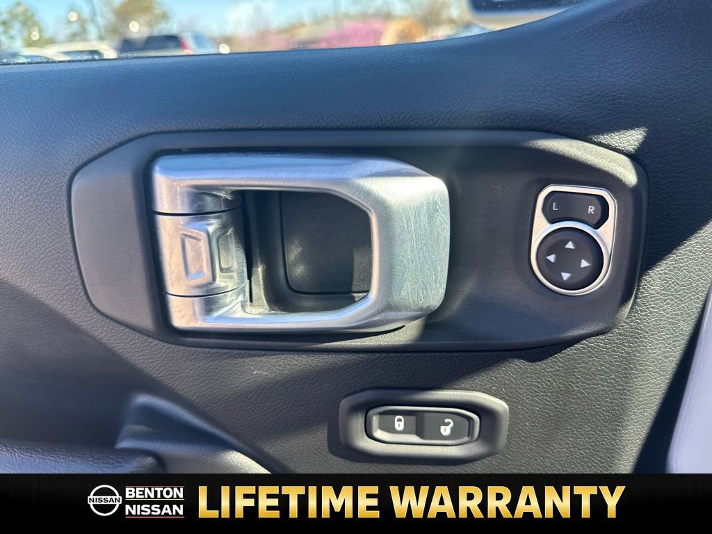 Used 2022 Jeep Wrangler Unlimited Sport image 13