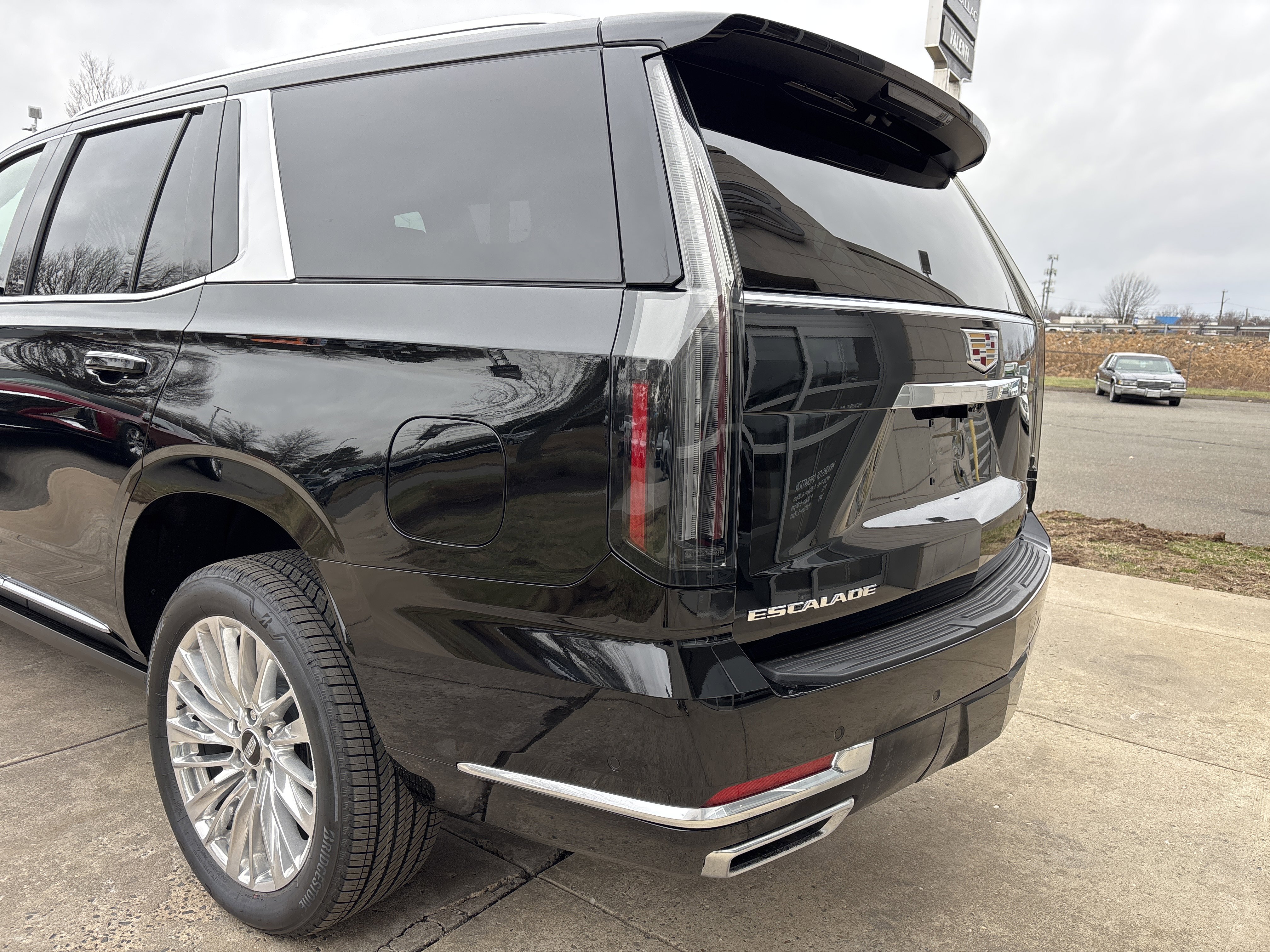 New 2026 Cadillac Escalade Luxury w/ Touring Package image 22