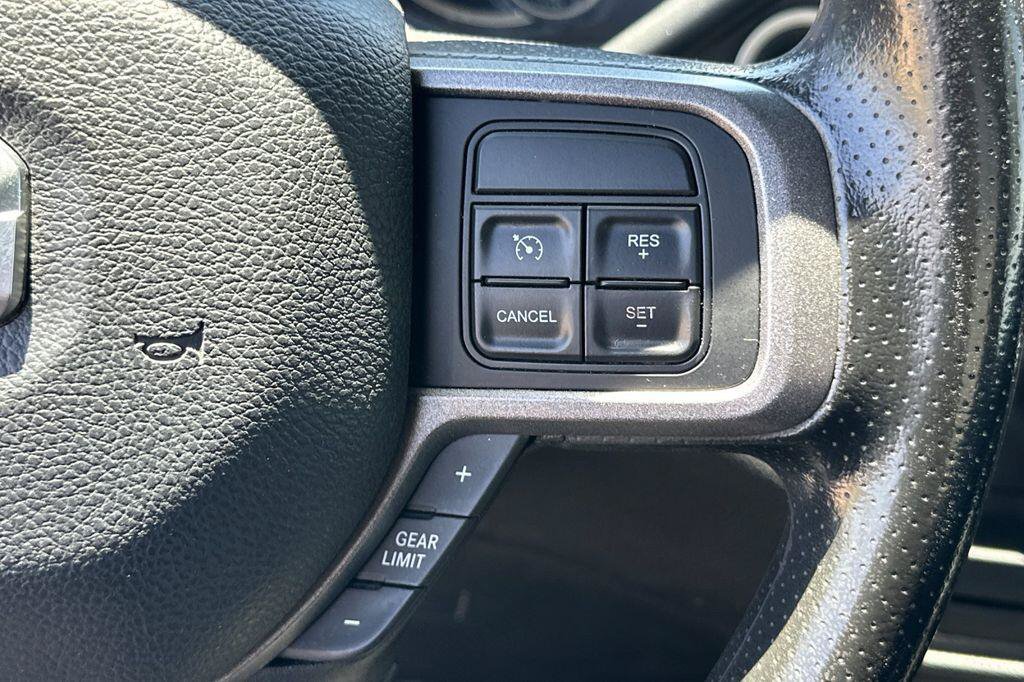 Used 2022 RAM 4500 Tradesman RWD image 23