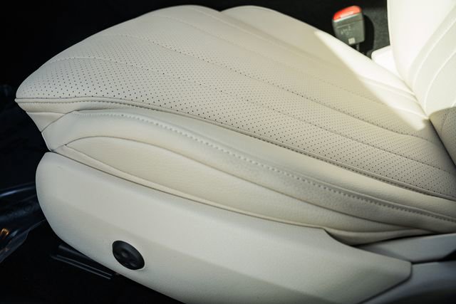 Certified 2025 Mercedes-Benz E 350 4MATIC Sedan image 33