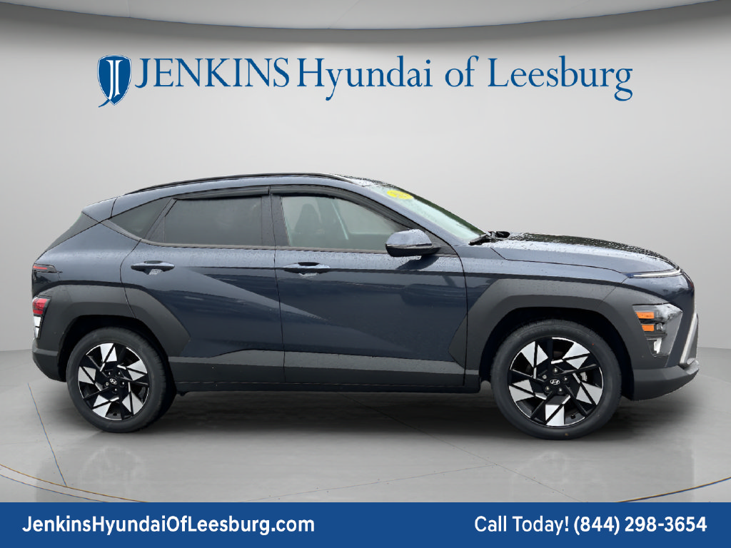 Certified 2024 Hyundai Kona SEL FWD image 3