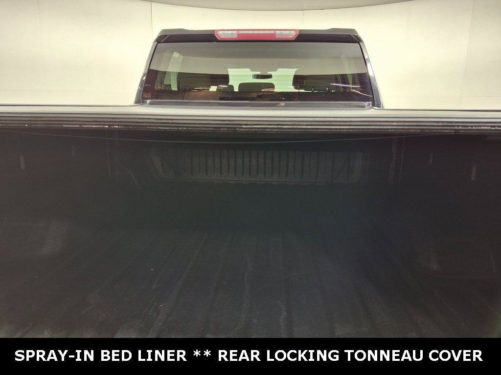 Used 2022 Chevrolet Silverado 2500 Custom w/ Custom Convenience Package image 25