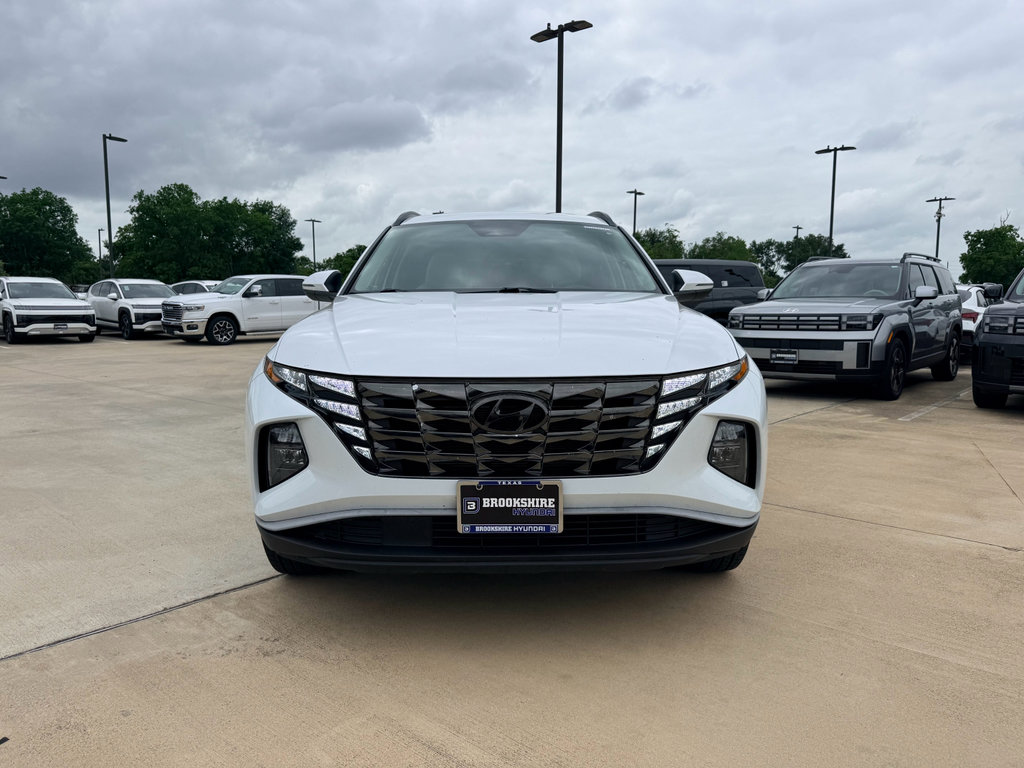 Used 2022 Hyundai Tucson SEL w/ Convenience + Premium Package FWD image 2