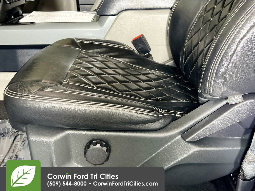 Used 2022 Ford F350 XLT w/ FX4 Off-Road Package image 21