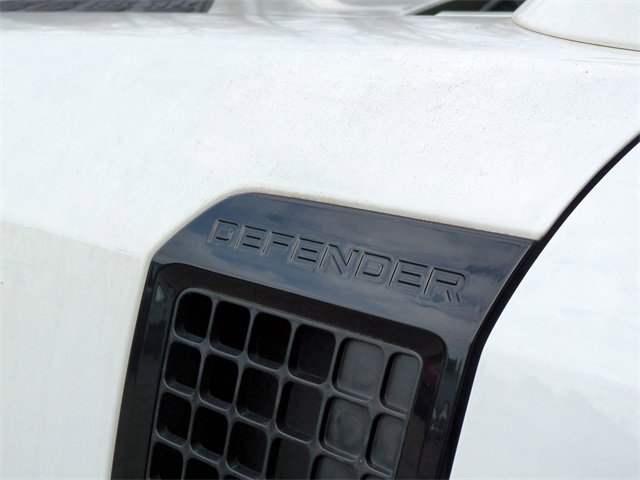 Used 2023 Land Rover Defender 110 SE image 11