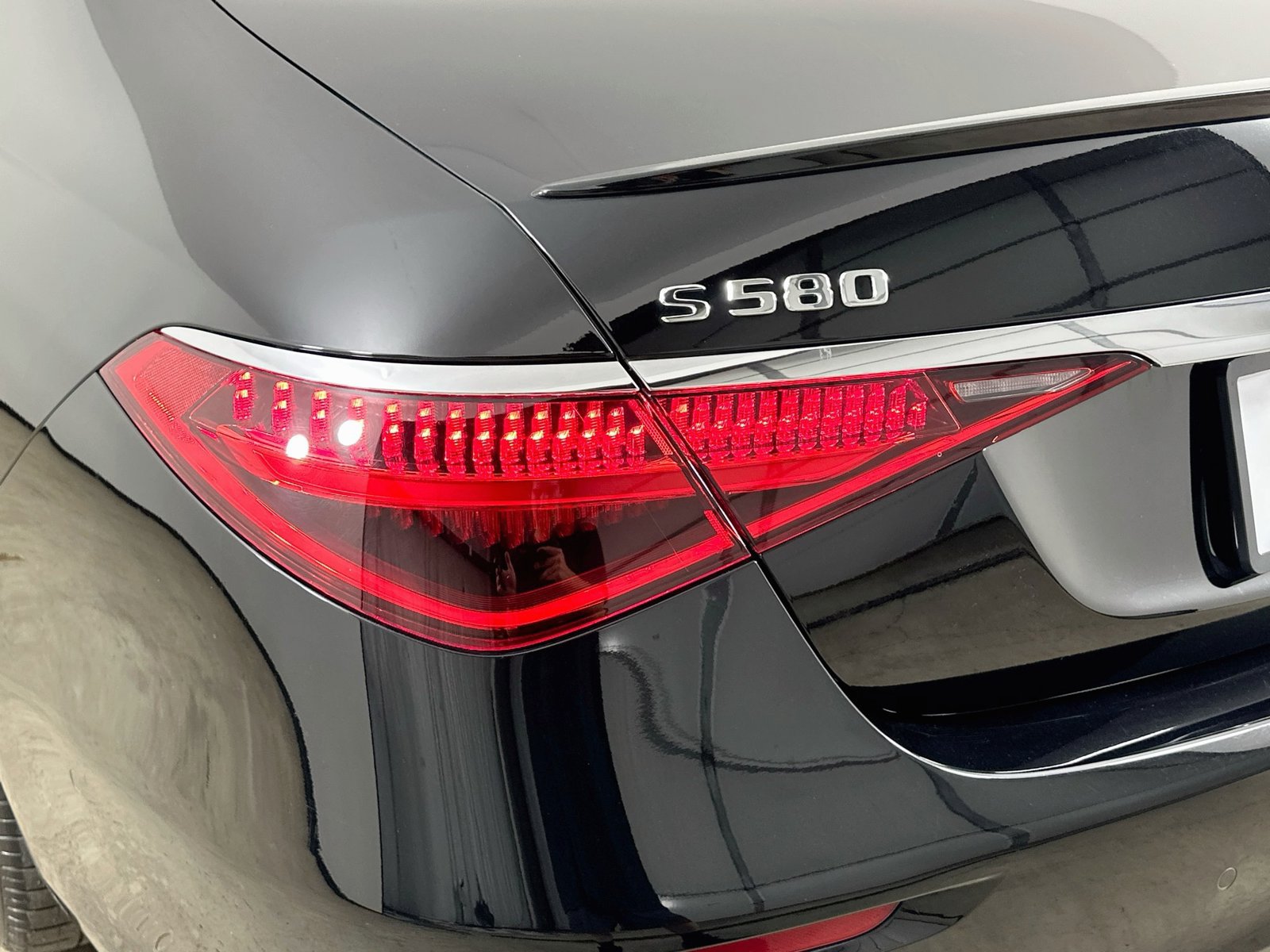 Used 2022 Mercedes-Benz S 580 4MATIC Sedan image 12