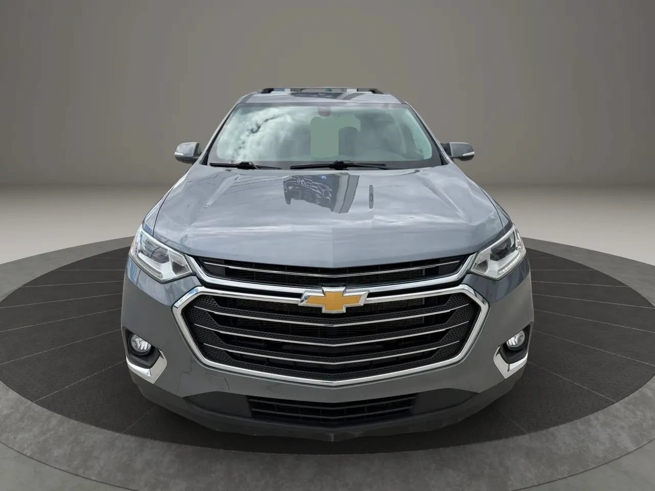 Used 2021 Chevrolet Traverse LT AWD/4WD image 2