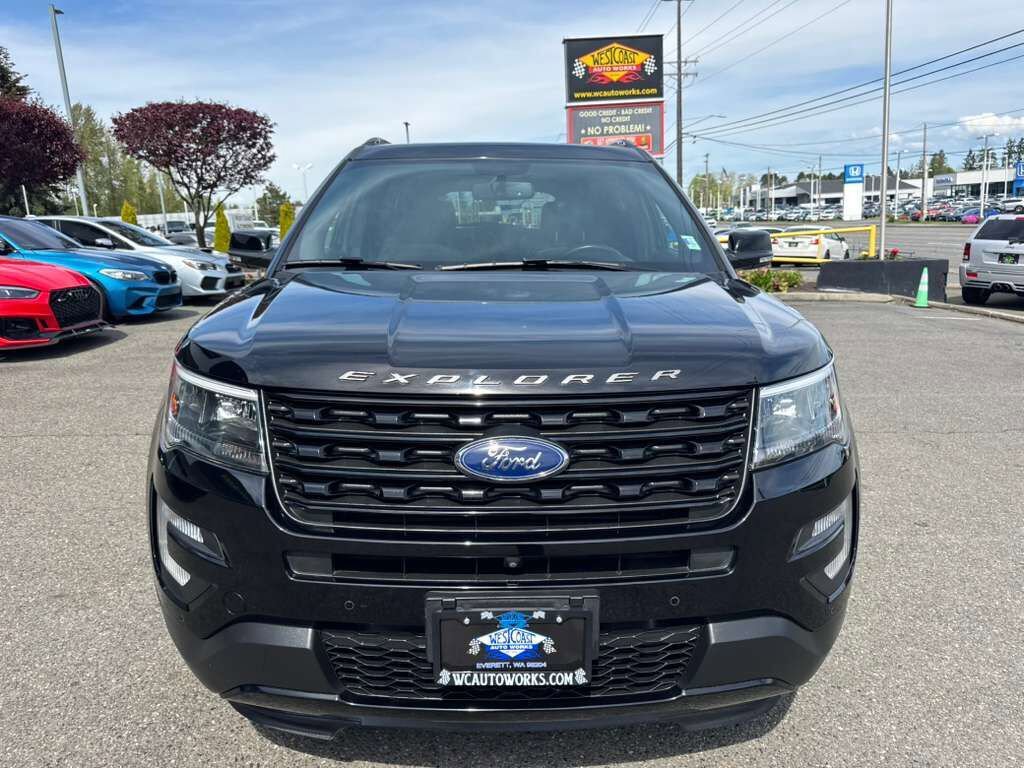 Used 2017 Ford Explorer Sport w/ Equipment Group 401A AWD/4WD image 7