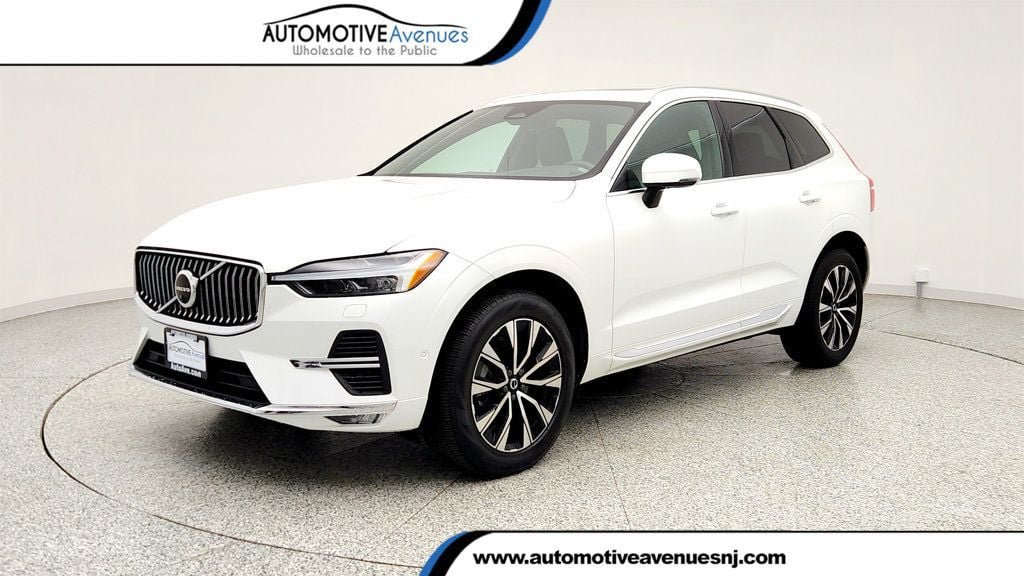 Used 2023 Volvo XC60 B5 Plus w/ Climate Package AWD/4WD image 1