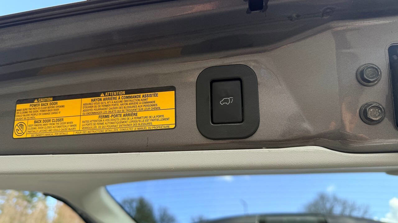 Used 2012 Toyota Sienna Limited w/ Premium Pkg image 53