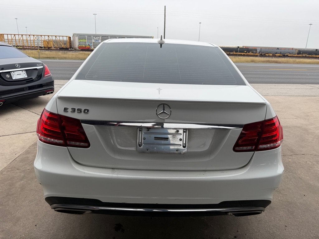 Used 2014 Mercedes-Benz E 350 Sedan image 25