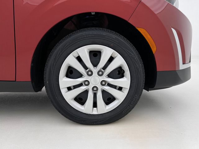 Used 2023 Kia Soul LX FWD image 32