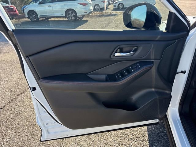 Certified 2025 Nissan Rogue SV AWD/4WD image 27