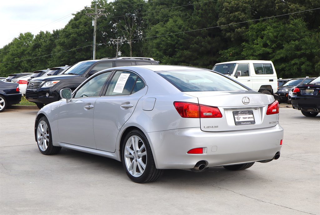 Used 2006 Lexus IS 250 w/ Preferred Accessory Pkg RWD image 5