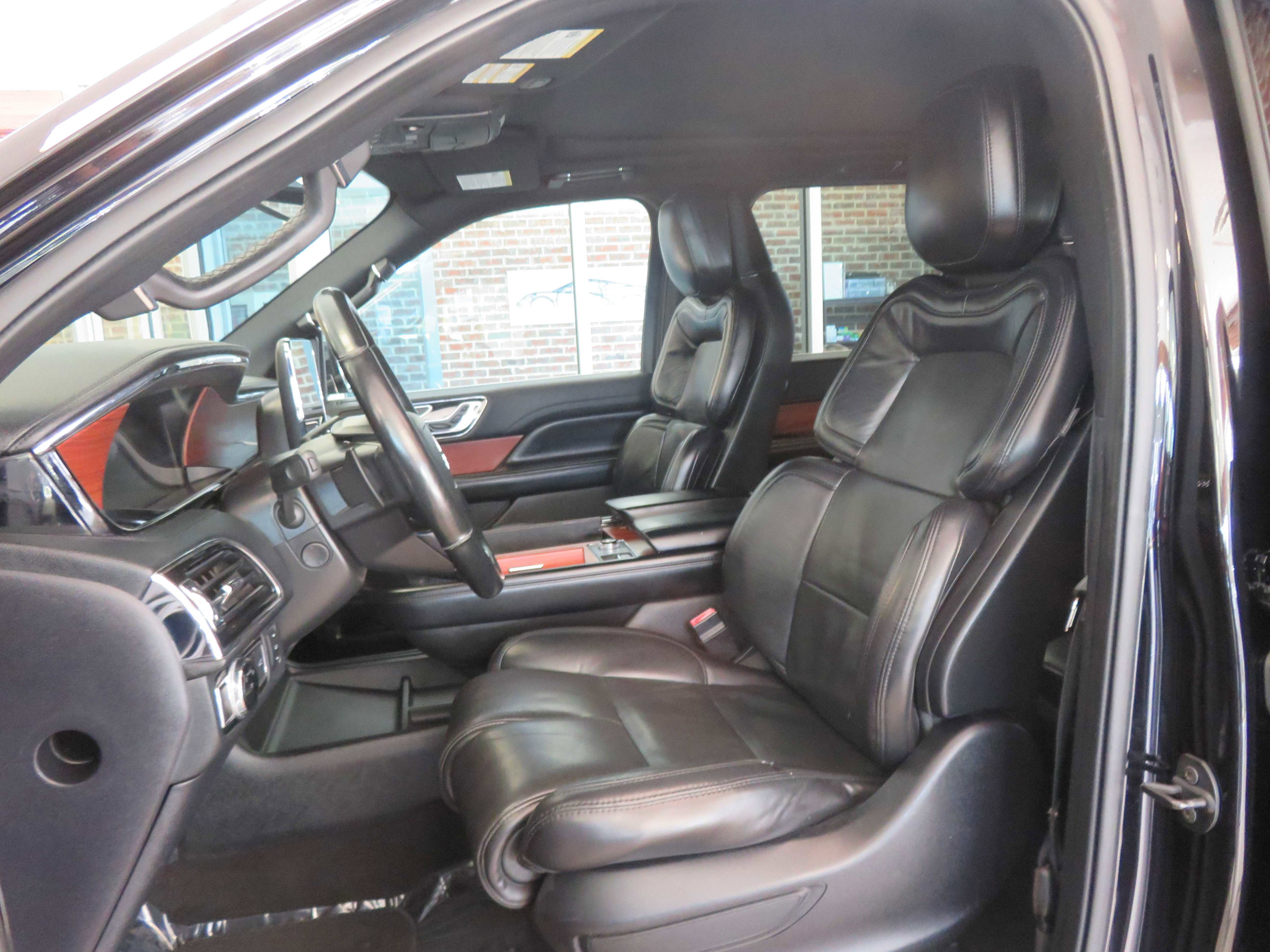 Used 2020 Lincoln Navigator L Reserve image 15