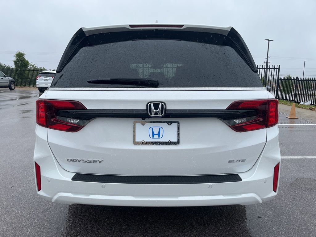 Certified 2026 Honda Odyssey Elite image 5