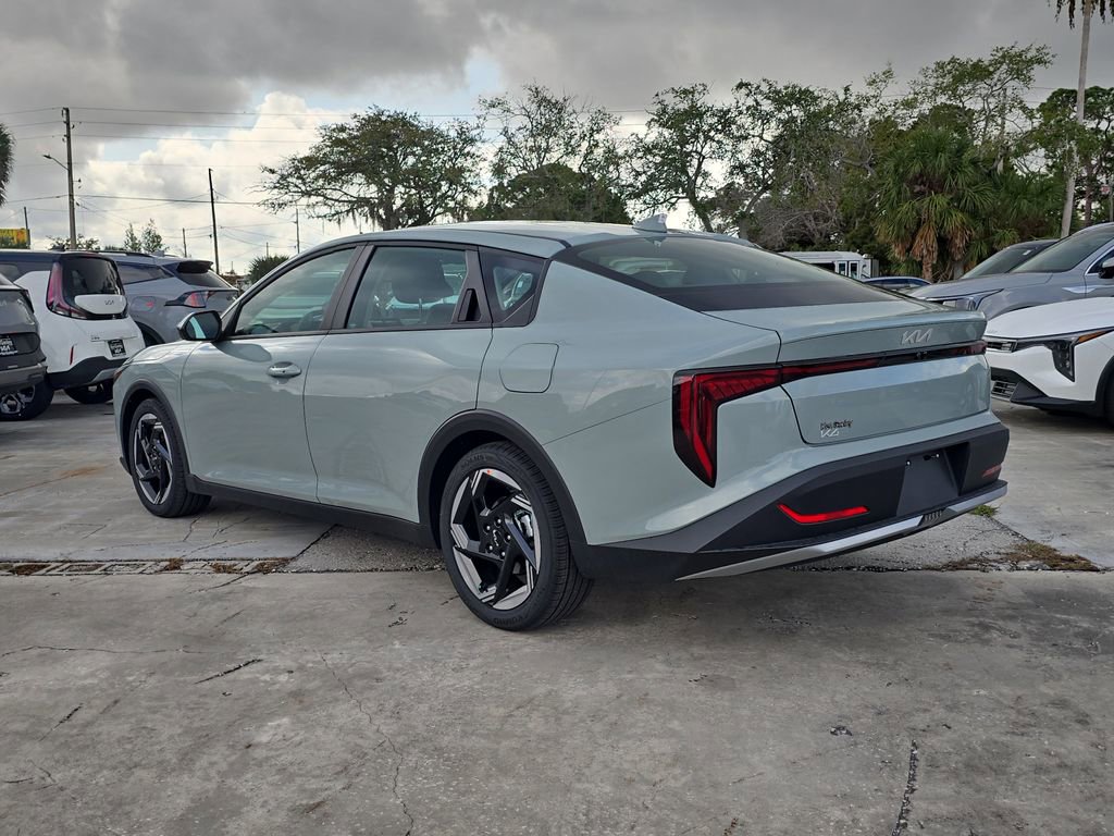 New 2025 Kia K4 EX image 6