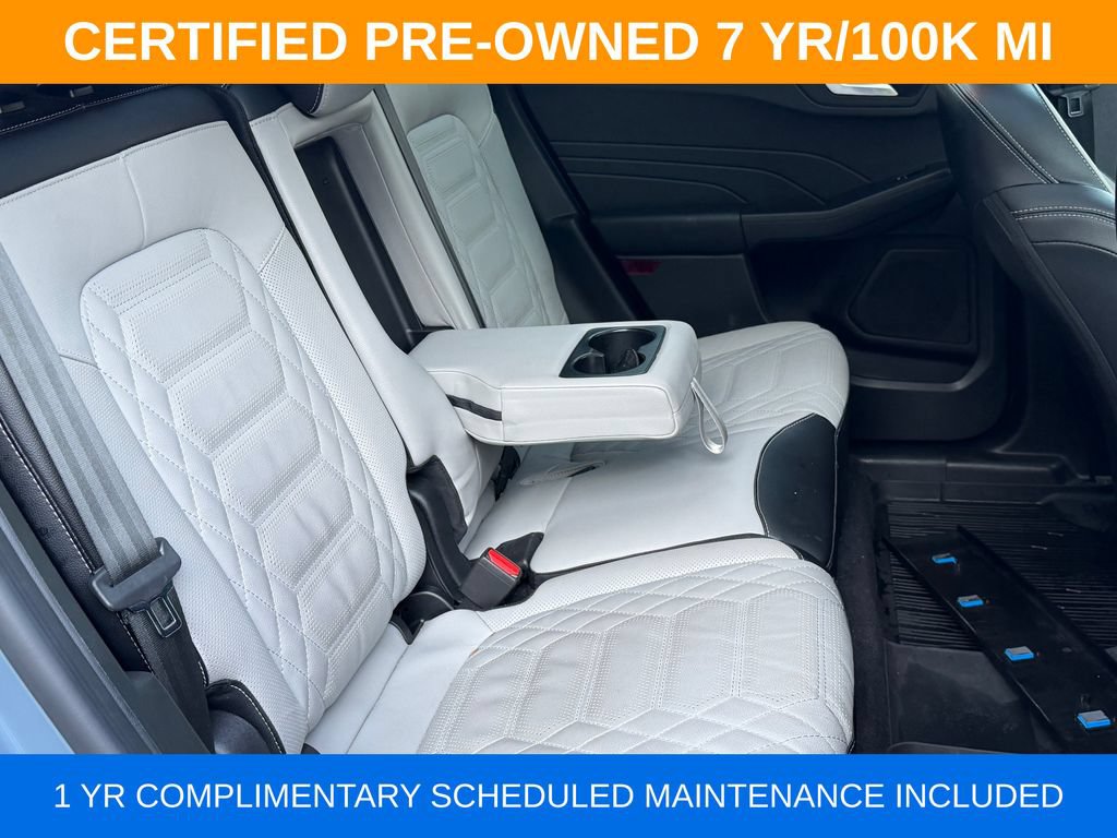 Used 2023 Ford Escape Platinum w/ Premium Technology Package AWD/4WD image 24