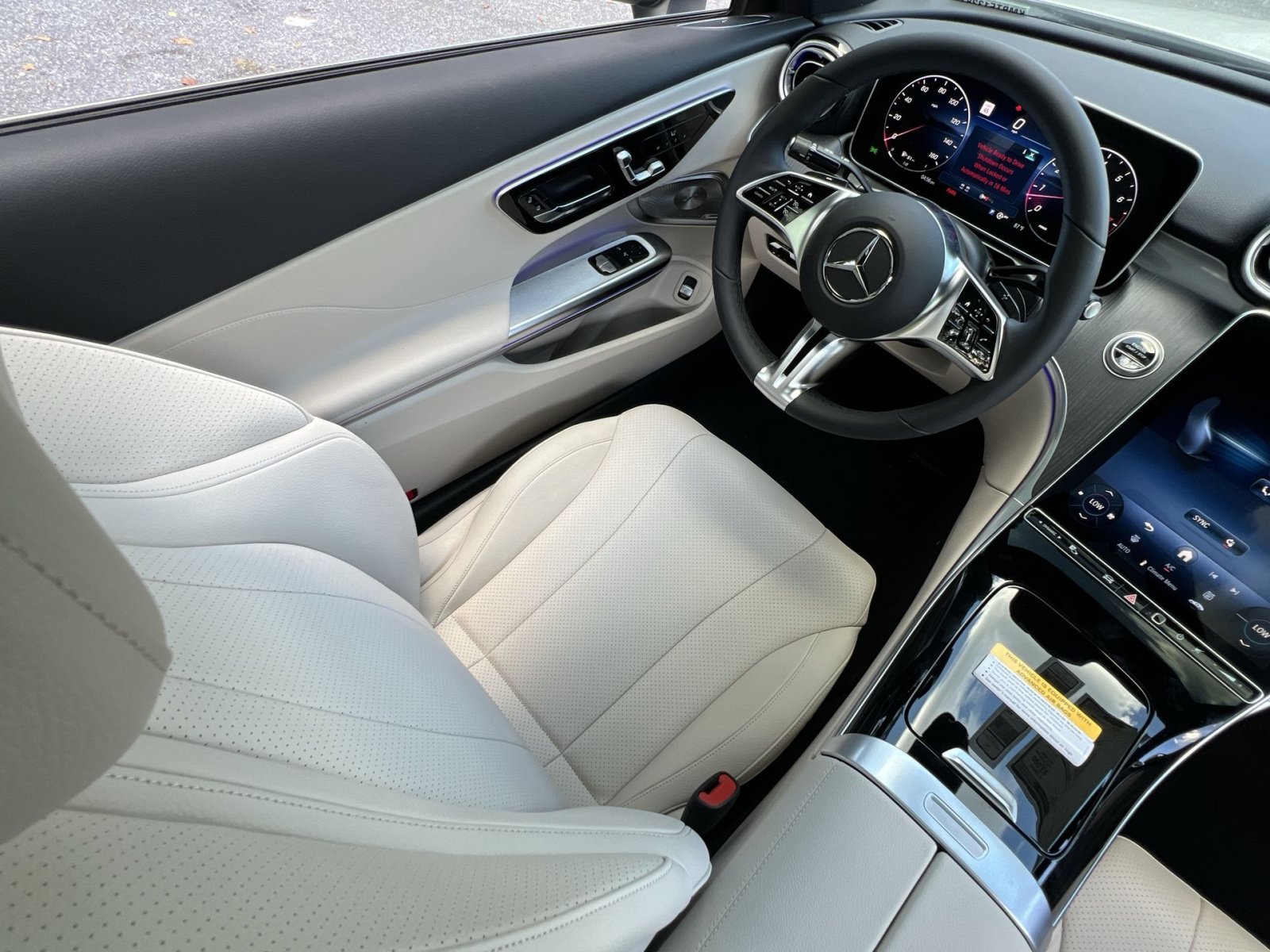 New 2026 Mercedes-Benz CLE 300 4MATIC Coupe image 16