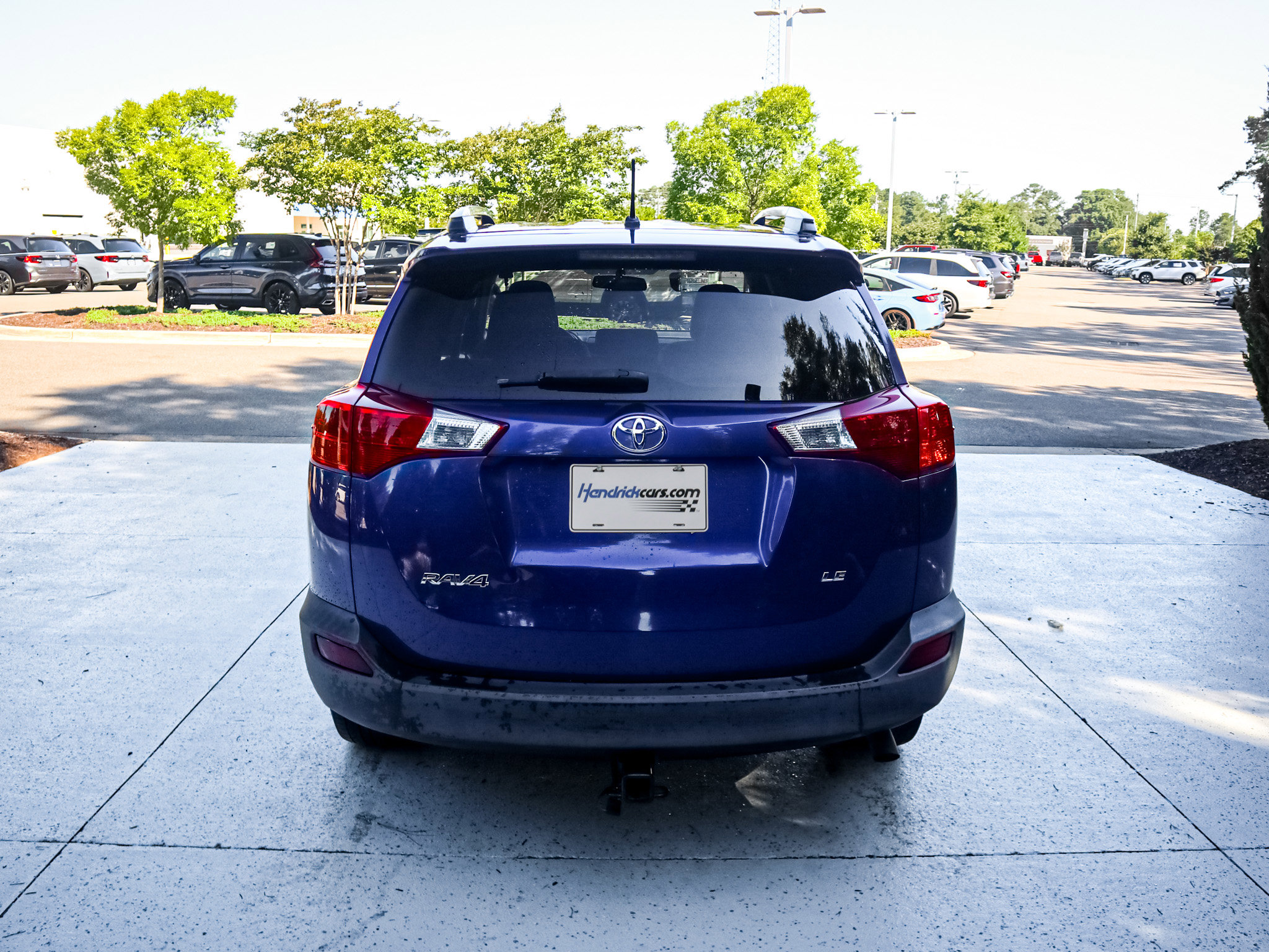 Used 2015 Toyota RAV4 LE FWD image 10