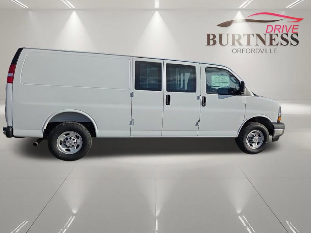 New 2025 Chevrolet Express 3500 Extended w/ Driver Convenience Package RWD image 9