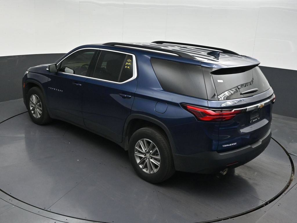 Used 2023 Chevrolet Traverse LT FWD image 18
