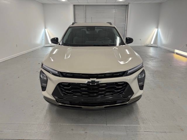 New 2026 Chevrolet Trax ACTIV w/ Driver Confidence Package image 2