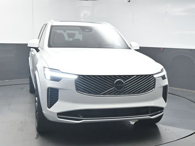 New 2026 Volvo XC90 T8 Plus w/ Protection Package Premier AWD/4WD image 3
