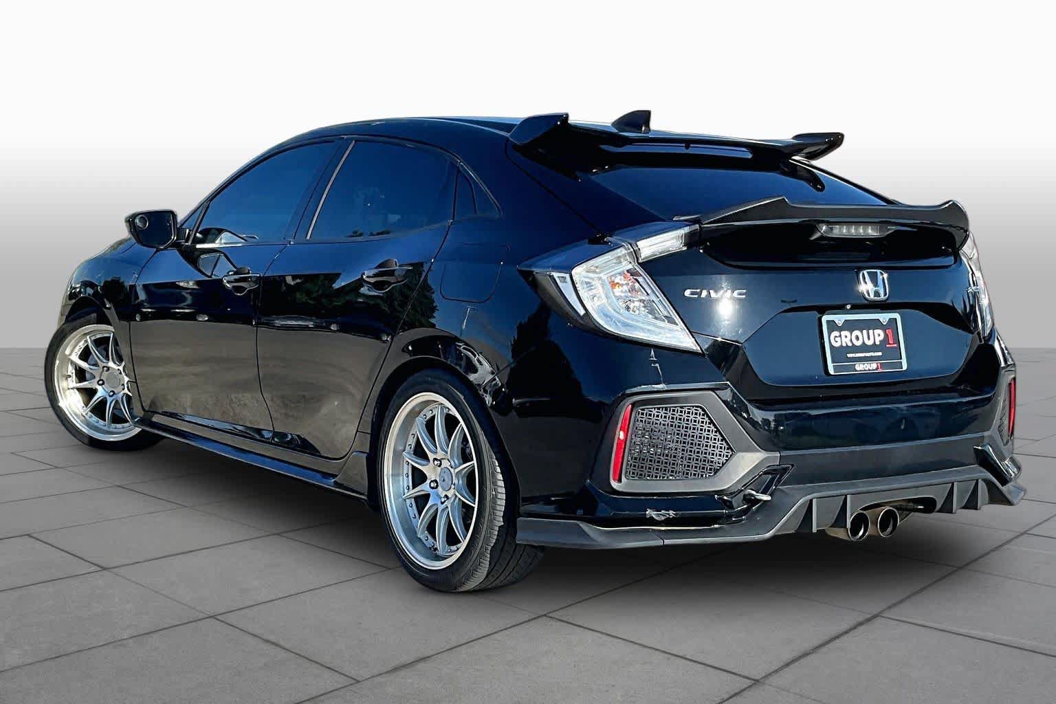 Used 2017 Honda Civic Sport image 11