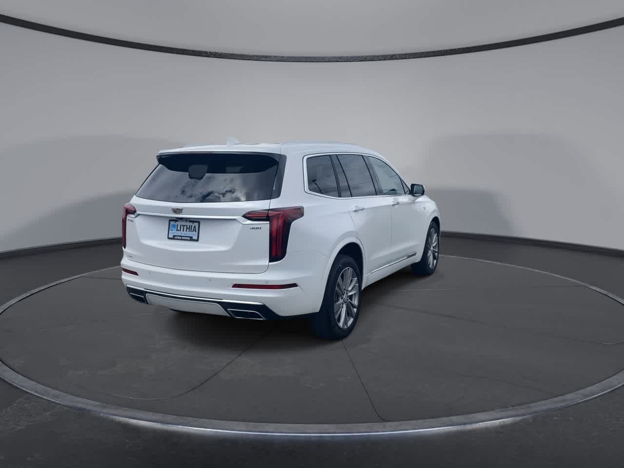 Used 2023 Cadillac XT6 Premium Luxury AWD/4WD image 9