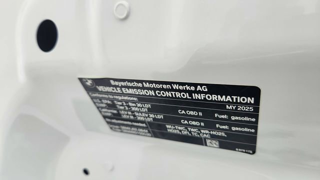 Used 2025 BMW X4 xDrive30i image 66