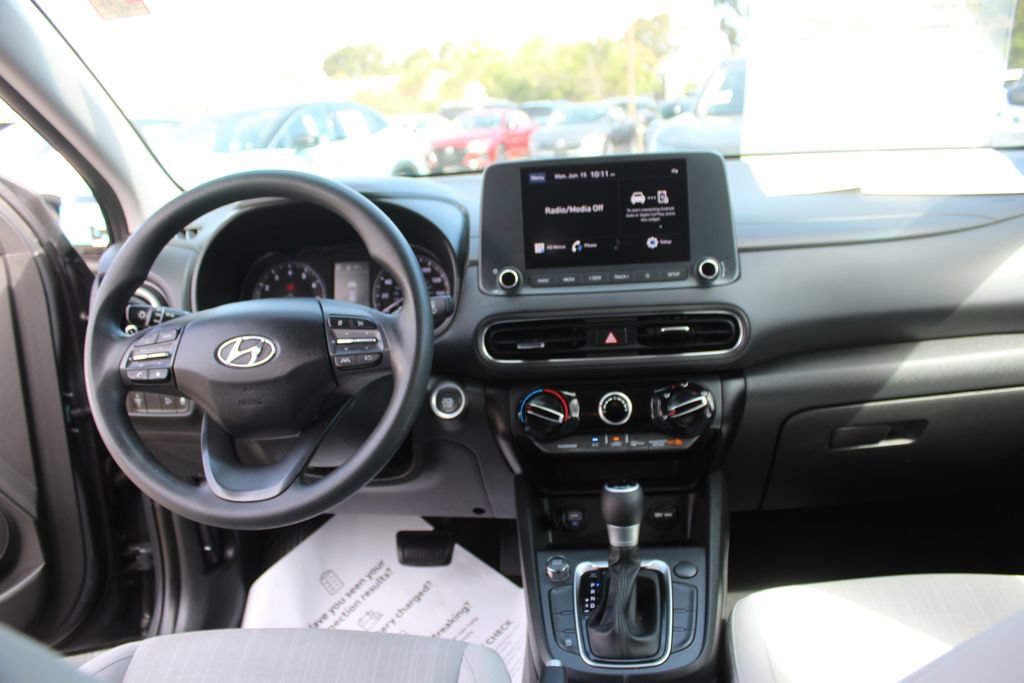 Used 2023 Hyundai Kona SEL w/ Cargo Package FWD image 17