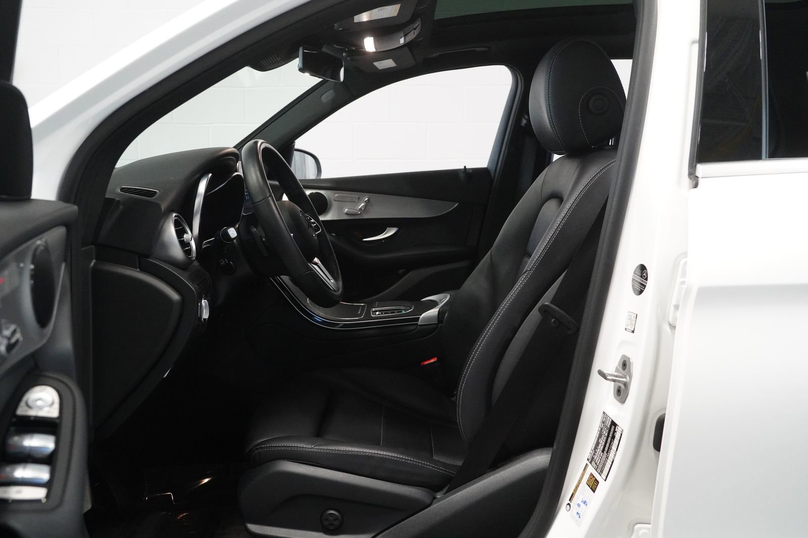 Certified 2021 Mercedes-Benz GLC 300 4MATIC image 11