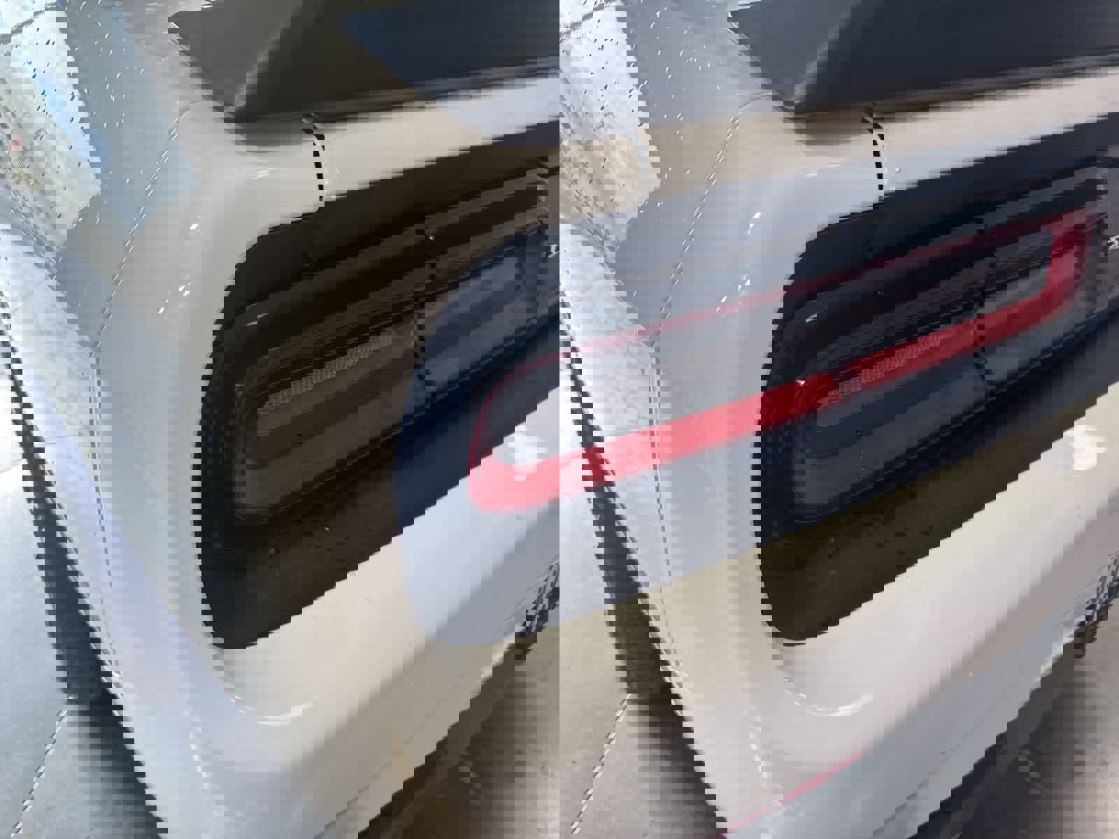 Used 2016 Dodge Challenger R/T w/ Driver Convenience Group RWD image 14