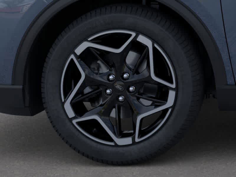 New 2026 Ford Escape Platinum image 19