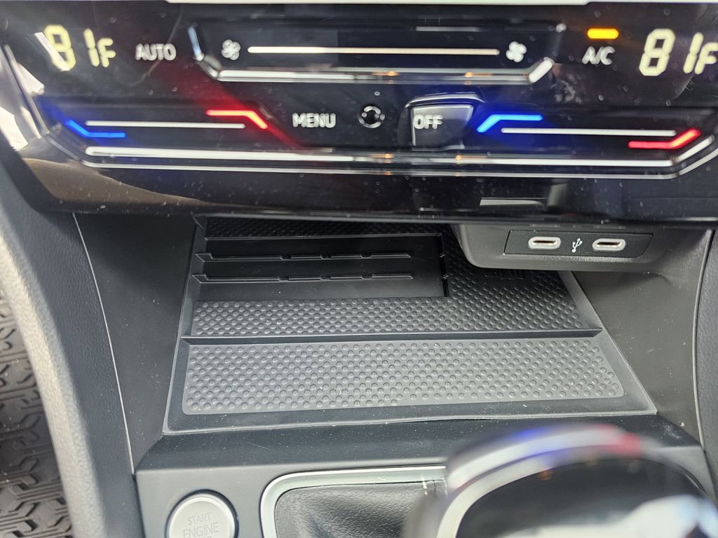 New 2026 Volkswagen Jetta SE image 32