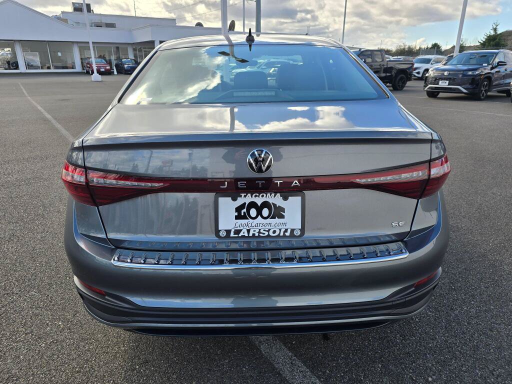 New 2026 Volkswagen Jetta SE FWD image 4