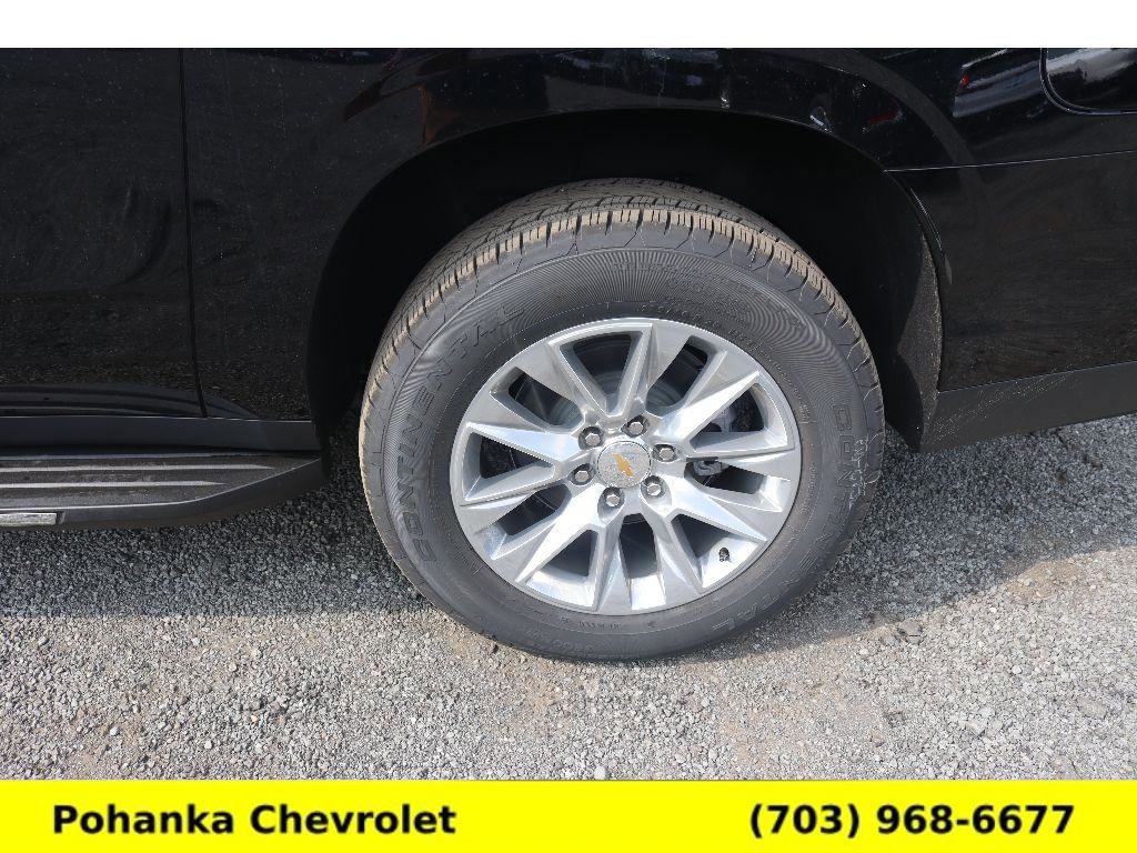 Certified 2025 Chevrolet Suburban Premier image 30