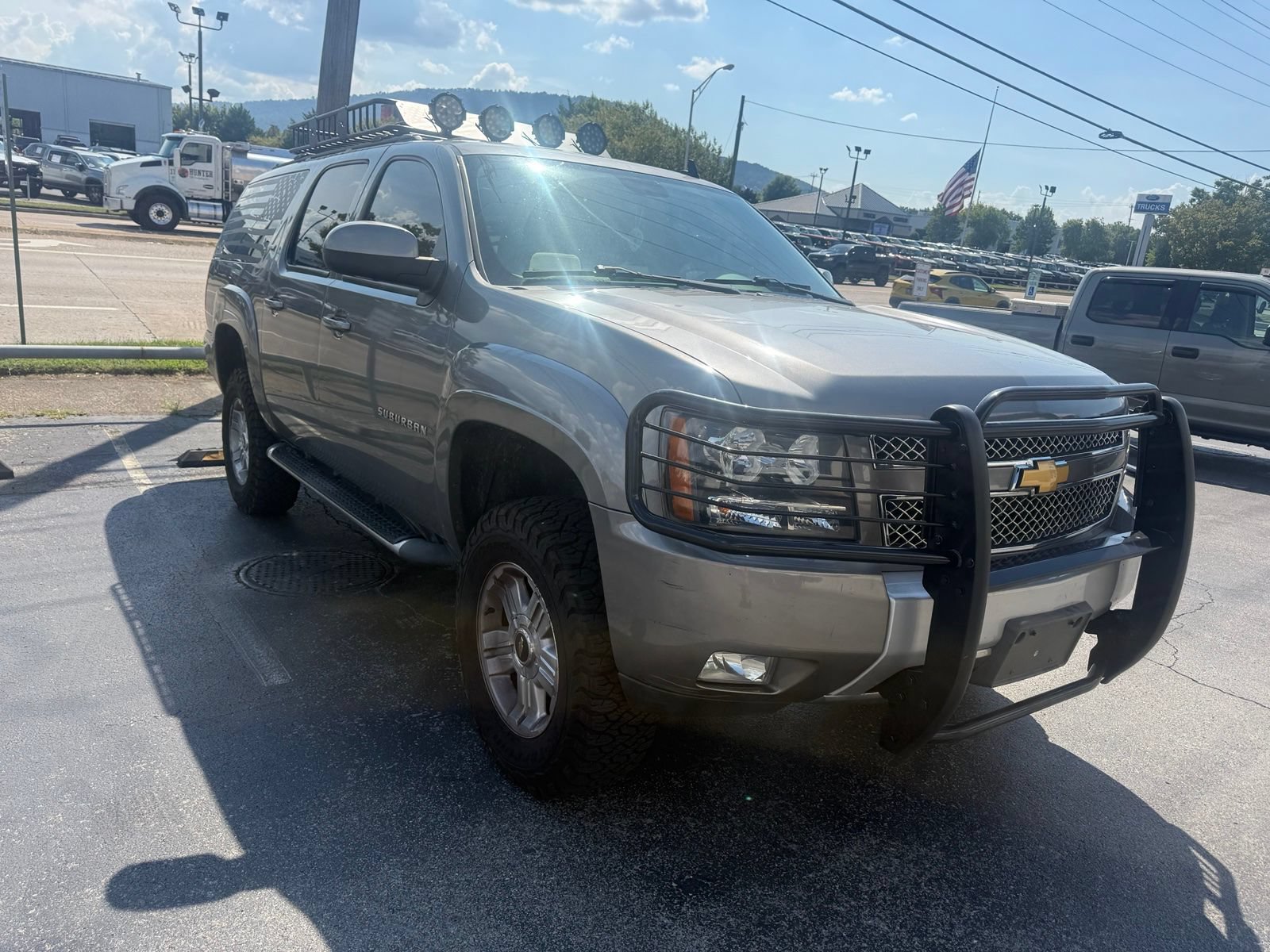 Used 2012 Chevrolet Suburban LT AWD/4WD image 2
