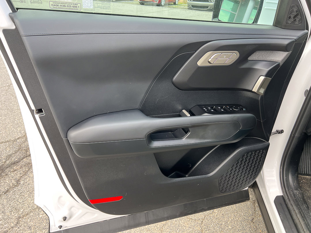 Used 2027 Kia Telluride S image 18