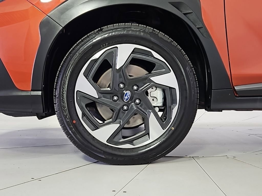 Certified 2024 Subaru Crosstrek 2.5i Limited w/ Crosstrek Mirror Package image 5