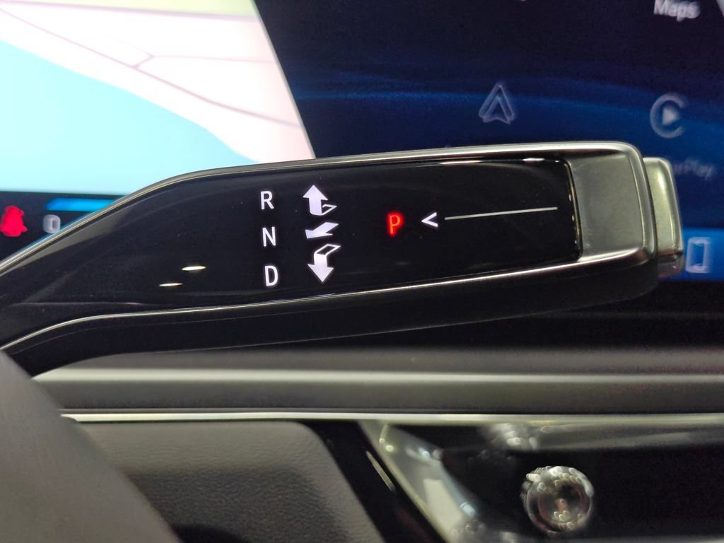 Used 2024 Cadillac Lyriq Tech RWD image 49