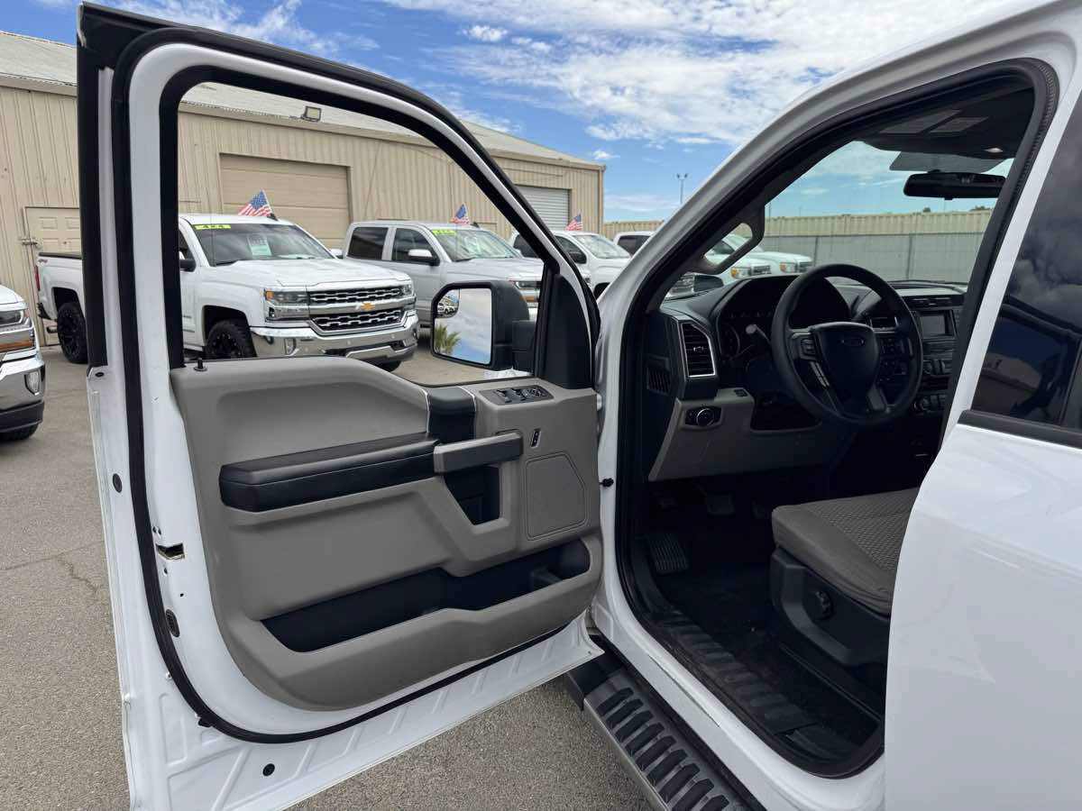 Used 2015 Ford F150 XLT RWD image 22