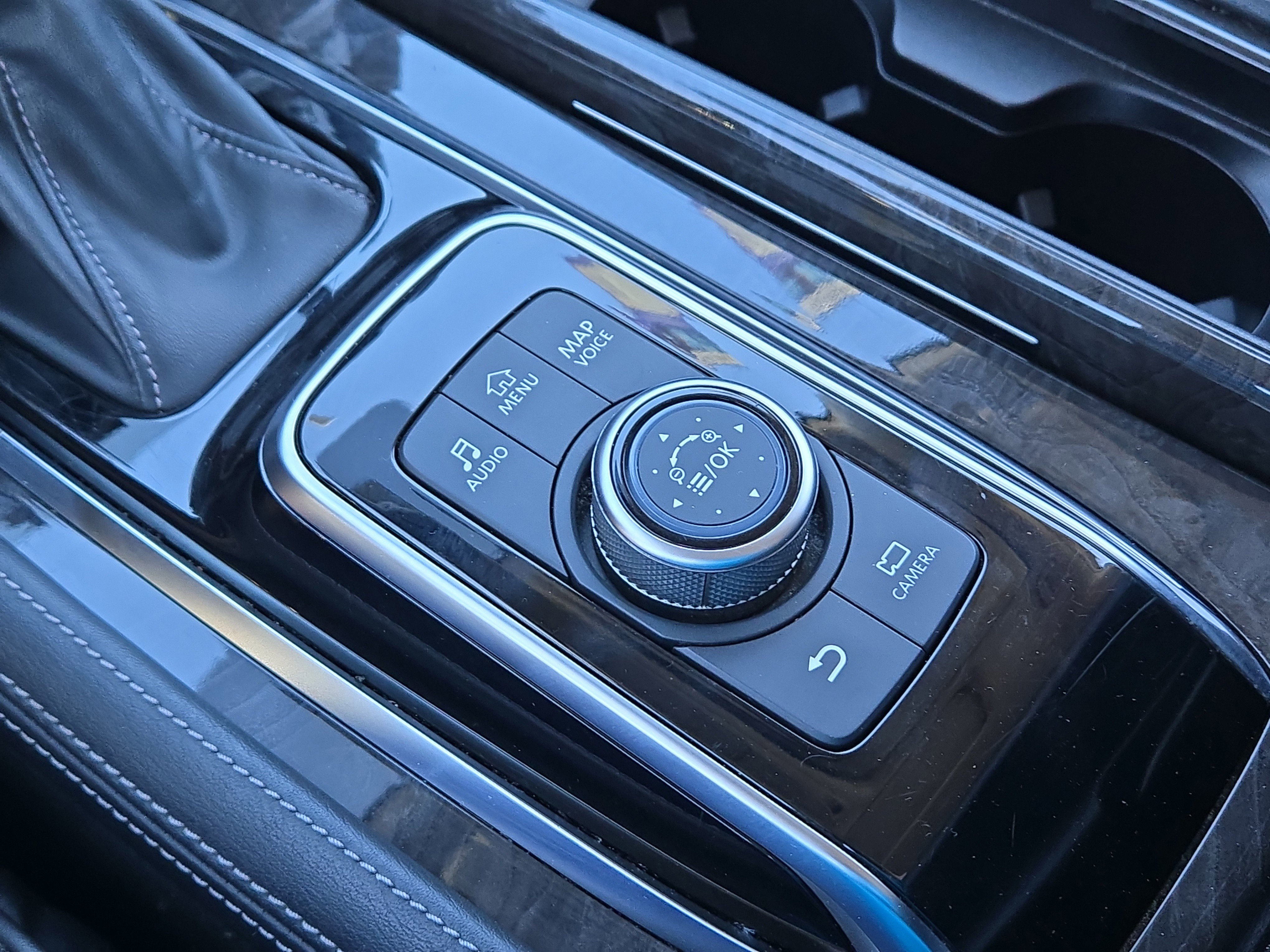 Used 2024 INFINITI QX80 Luxe image 31