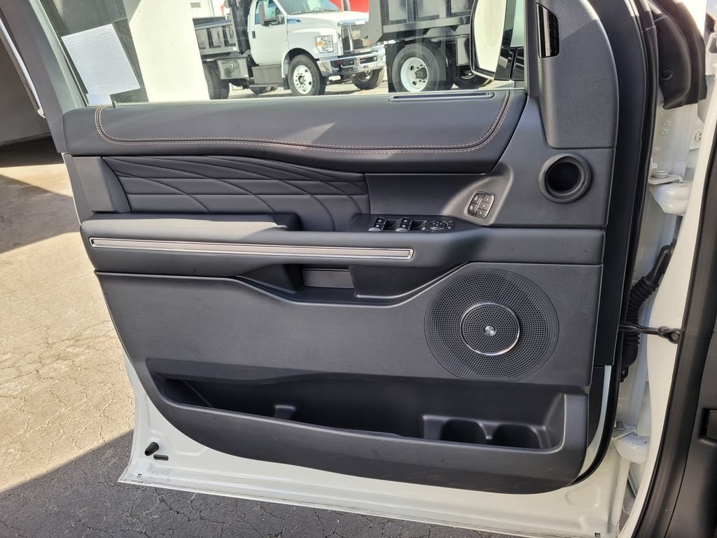 New 2024 Ford Expedition Max Platinum RWD image 13