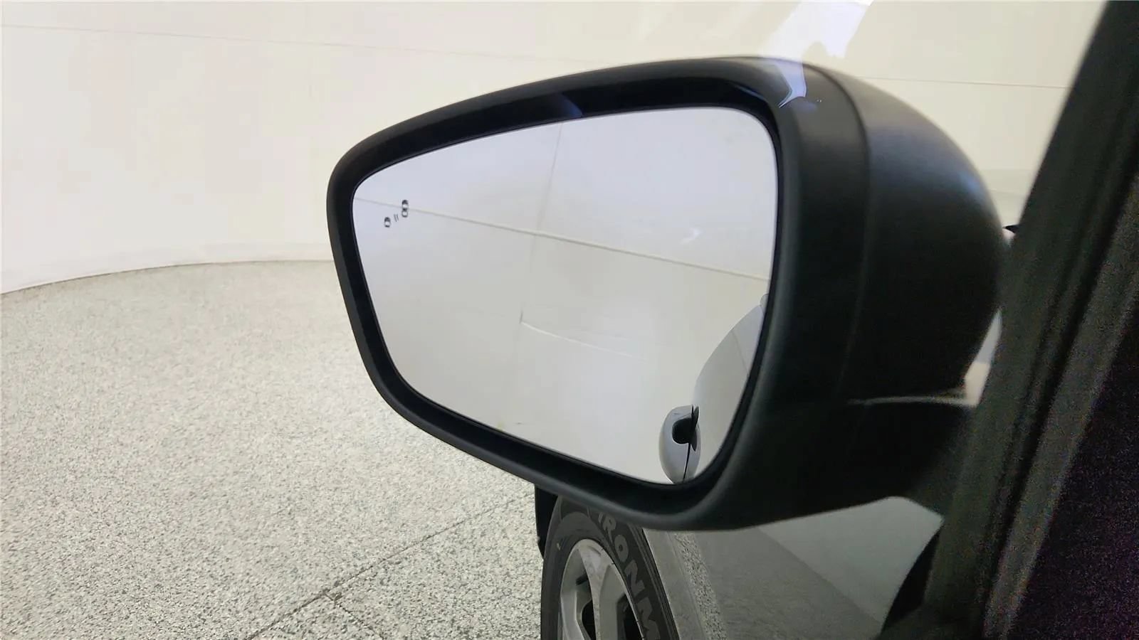 Used 2024 Ford Escape ST-Line FWD image 16