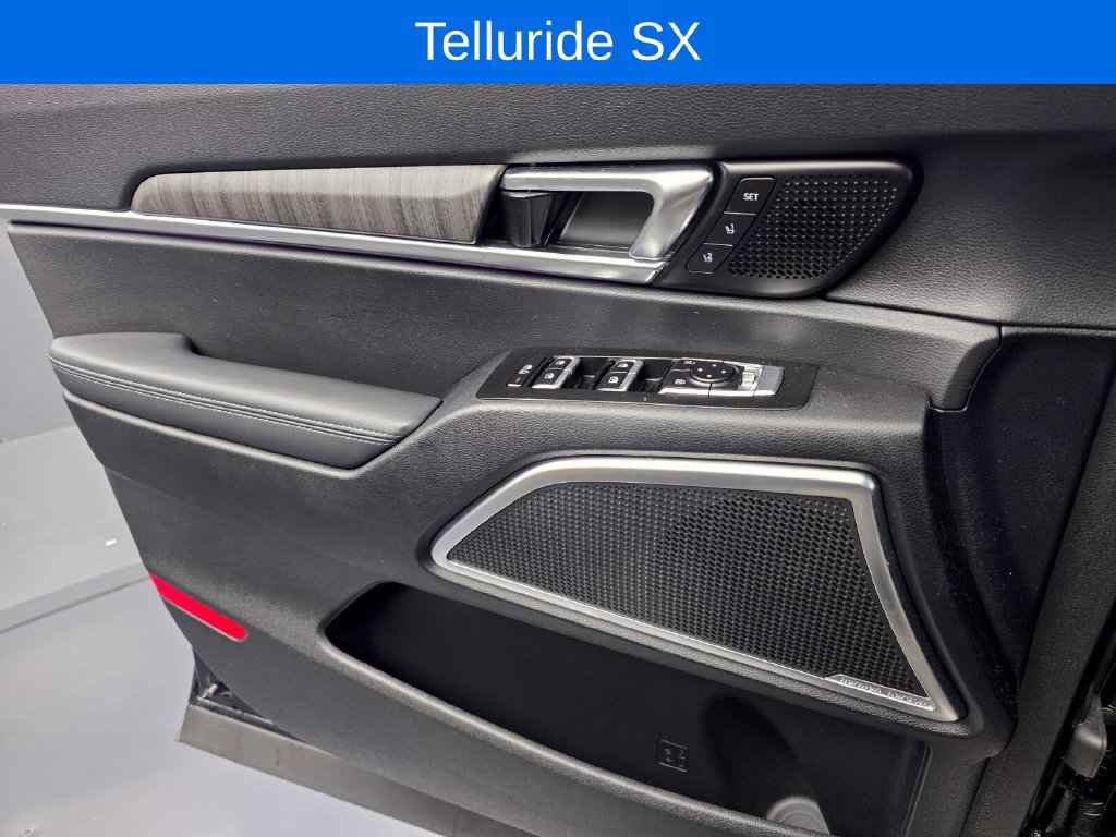Used 2024 Kia Telluride SX FWD image 29