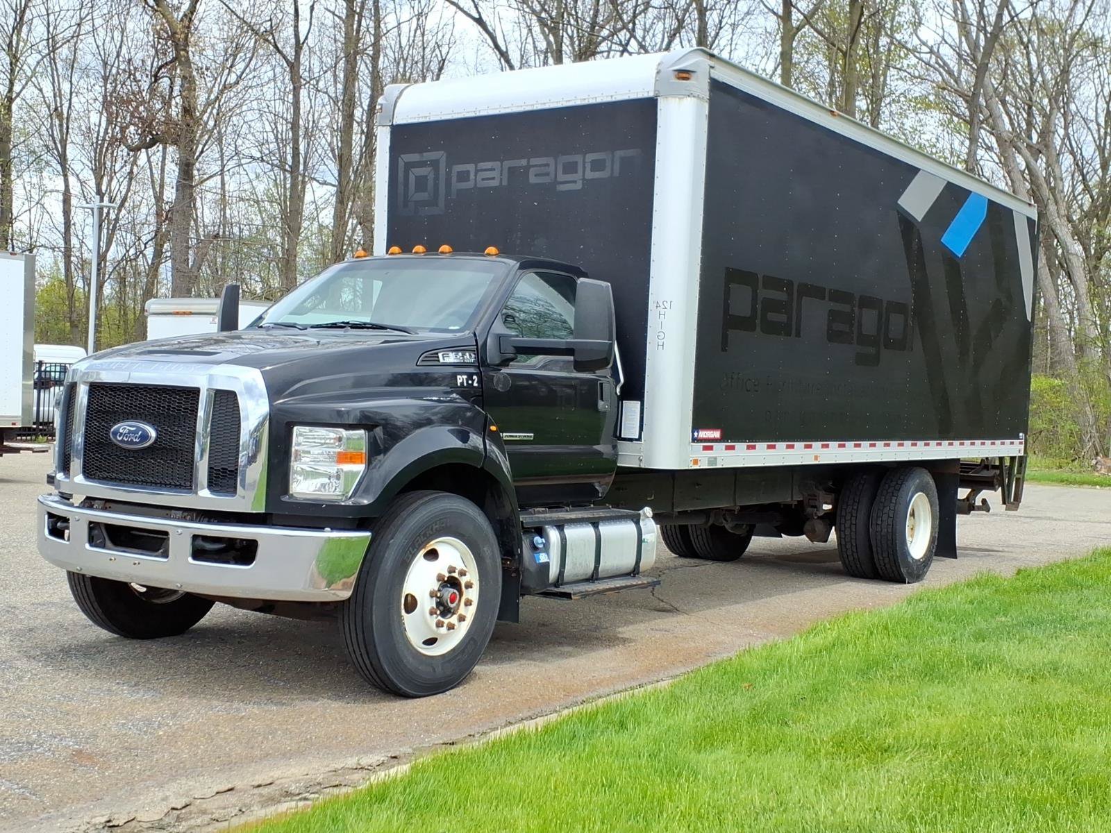 Used 2017 Ford F650 2WD Regular Cab Super Duty image 3